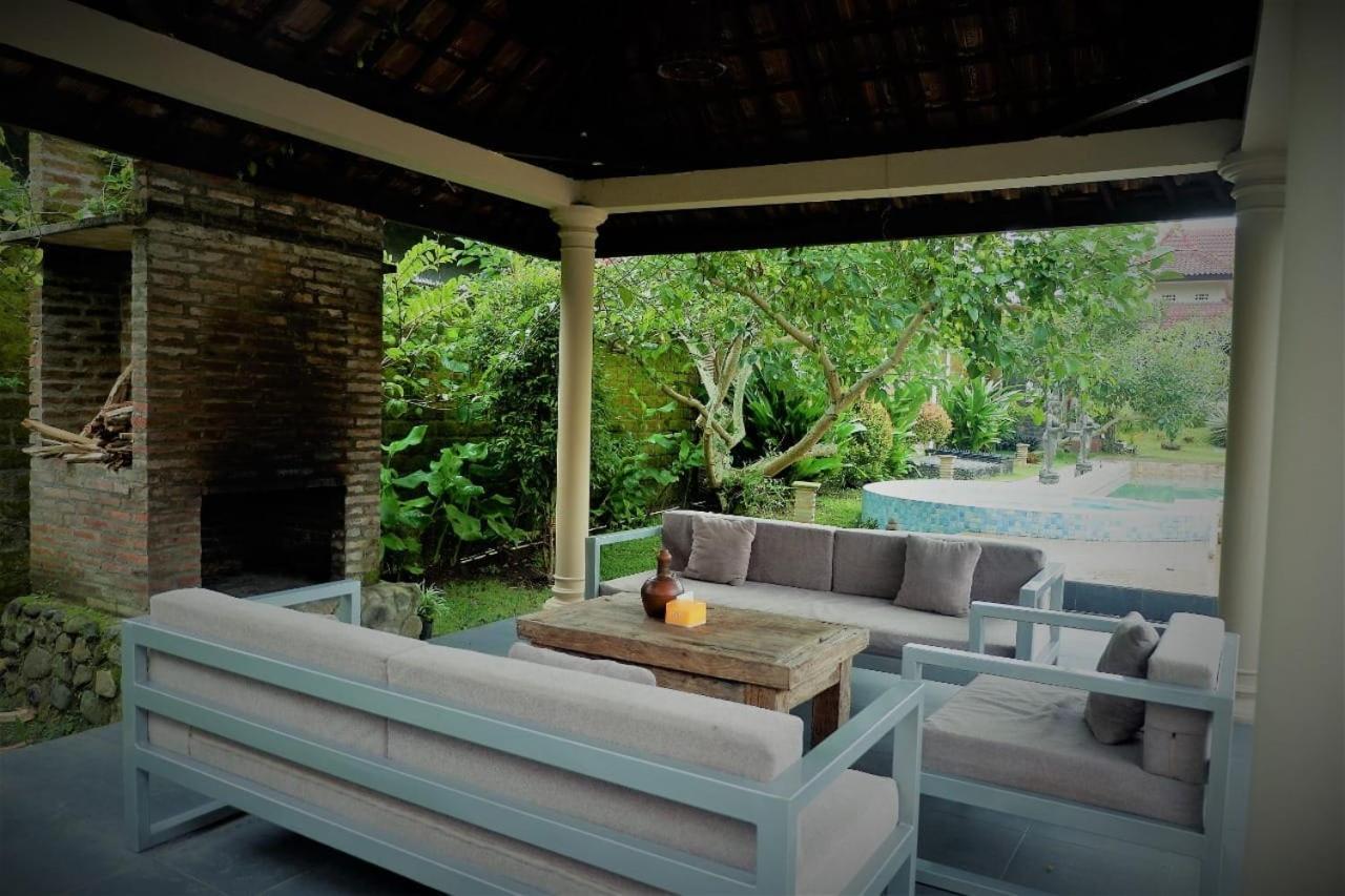 Kendi Banyuwangi (East Java)